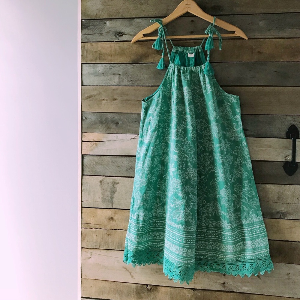 Tassel tie sun dress